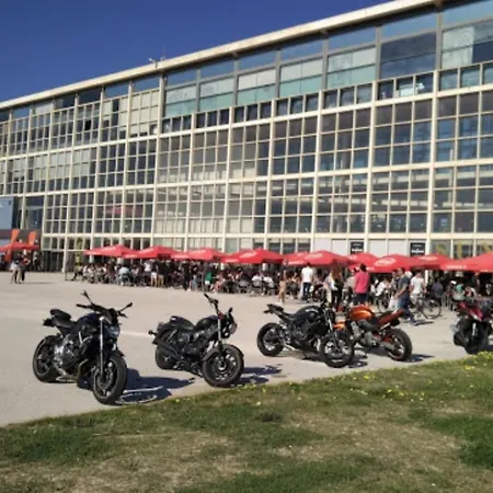 アパート Dsdhosting Beach-30meters From Metro Matosinhos Sul マトジニョシュ