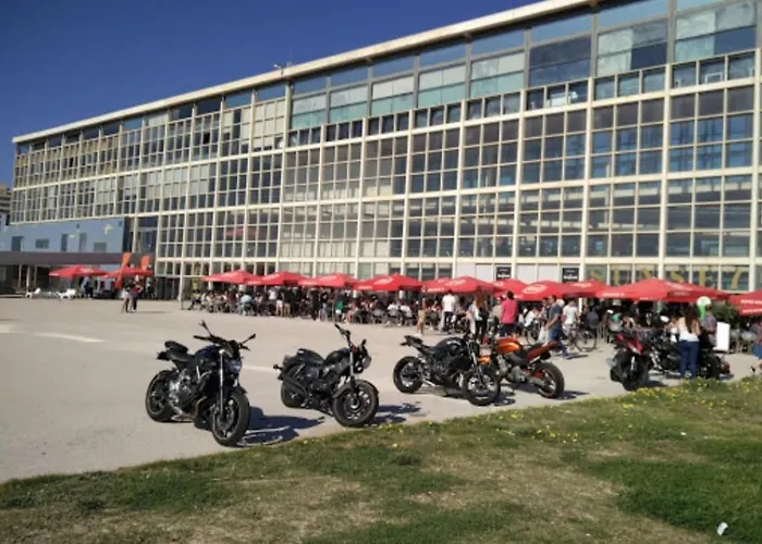 アパート Dsdhosting Beach-30meters From Metro Matosinhos Sul マトジニョシュ